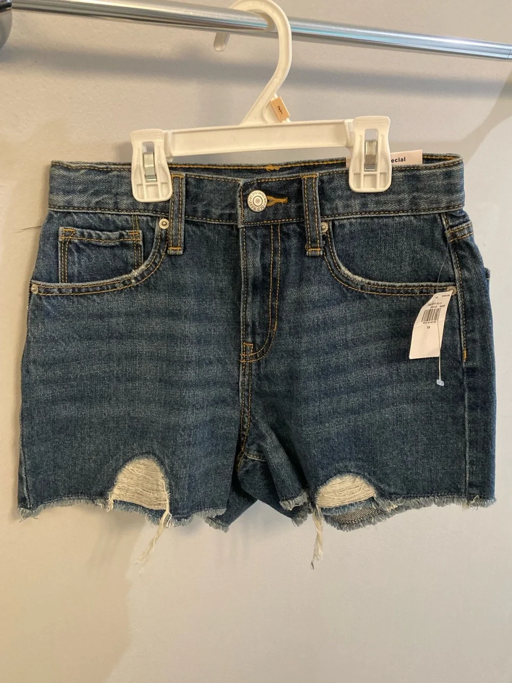 Old Navy NWT Girls High Rise 3” Denim Shorts Adjustable Waist Size 12